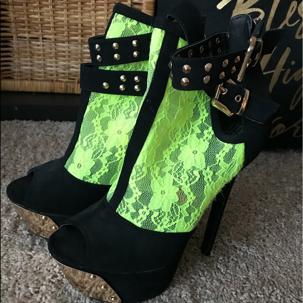 RedKiss Heels - Lace & Black Suede w/ Gold Spikes
